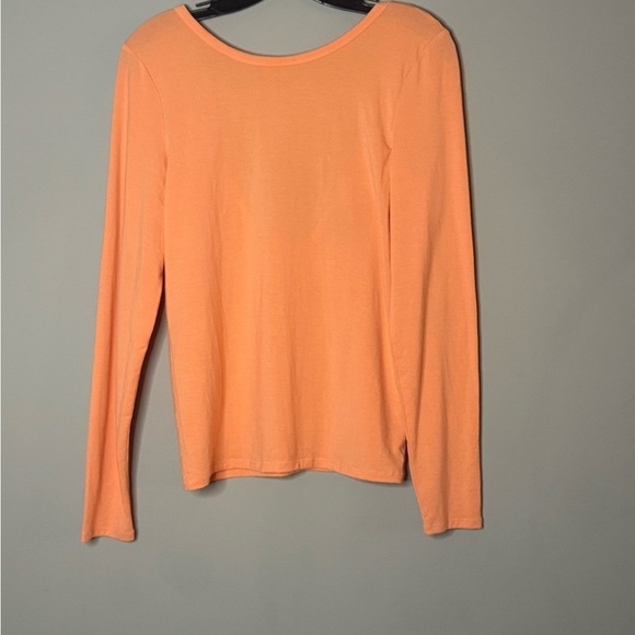 Victoria's Secret Peach Long Sleeve Open Back Shirt - size M - Picture 3 of 4